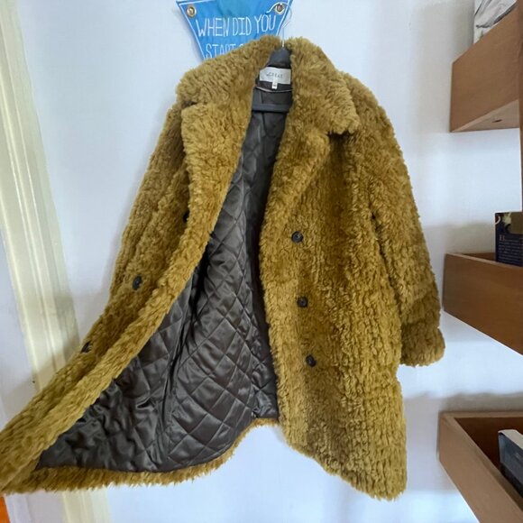 The Great Vintage Plush Teddy Coat Jacket in Harvest Gold - Picture 3 of 4